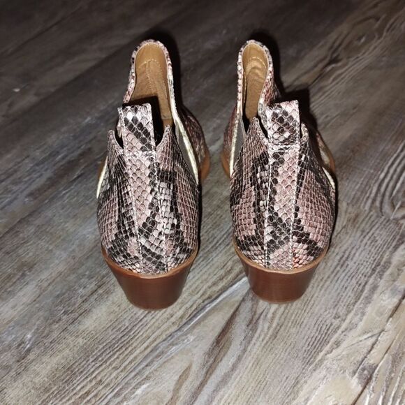 Dolce Vita Samy Snakeskin Ankle boots  Booties, Women's Size 6.5 M, Multicolor - Picture 4 of 7